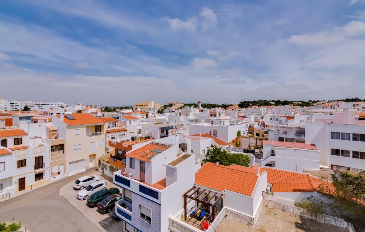 Loky - Near Quarteira Center Apartment Exterior foto
